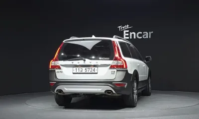 Volvo XC70 2015, 190913 км, за 10500000 KRW