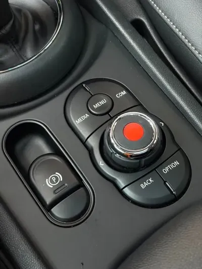 MINI Clubman 2020, 88660 км, за 16000000 KRW - фото 20