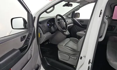 Hyundai Starex 2018, 102560 км, за 9500000 KRW - фото 10
