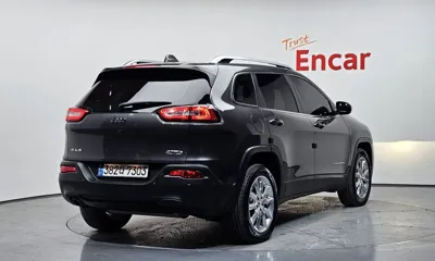 Jeep Cherokee 2016, 132771 км, за 7300000 KRW - фото 2