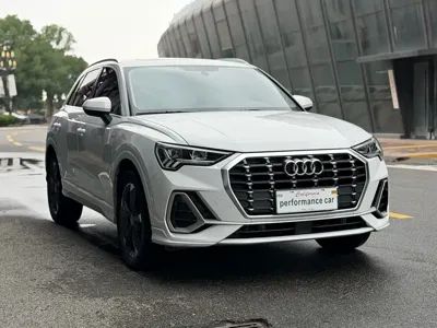 Audi Q3 2021, 44000 км, за 93000 CNY