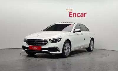 Mercedes-Benz E-Class · 2022 год