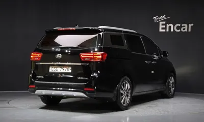 Kia Canival 2019, 174045 км, за 13400000 KRW