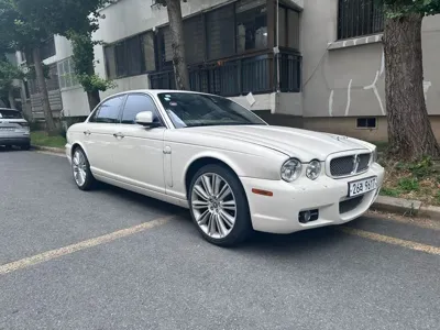 Jaguar XJ · 2008 год