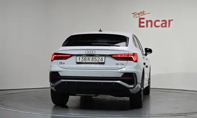 Audi Q3 2024, 5998 км, за 48500000 KRW