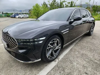 Genesis G90 · 2025 год