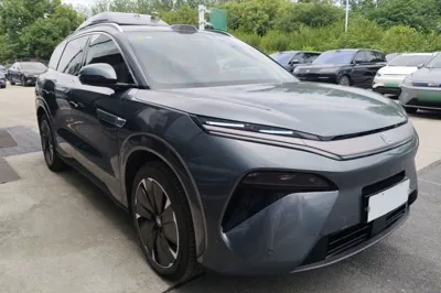 BYD Tang L 2025, 4800 км, за 209153.12 CNY