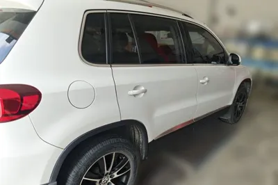 Volkswagen Tiguan 2015, 71500 км, за 48337.94 CNY - фото 6