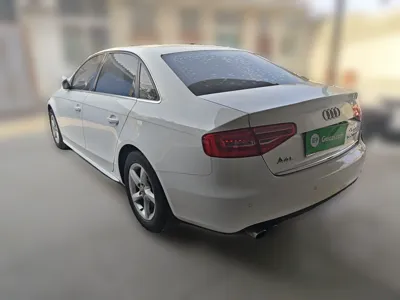 Audi A4L 2013, 120600 км, за 54995.57 CNY