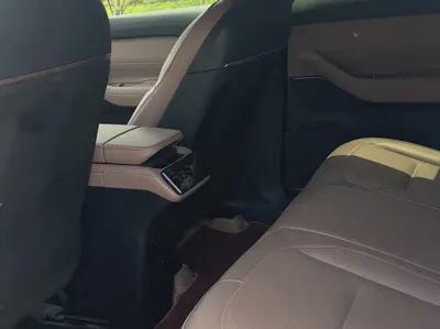 Nio ES6 2023, 60000 км, за 129800 CNY