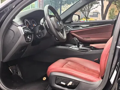 BMW 5 Series 2019, 60000 км, за 169800 CNY - фото 7
