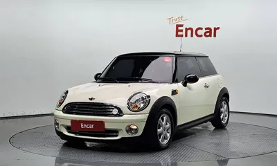 MINI Cooper · 2010 год