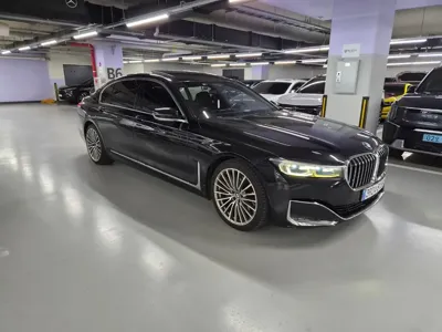 BMW 7-Series · 2022 год