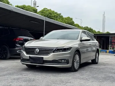 Volkswagen Lavida 2018, 130000 км, за 42800 CNY - фото 1