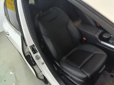 Mercedes-Benz GLA 2021, 44700 км, за 107300 CNY - фото 25