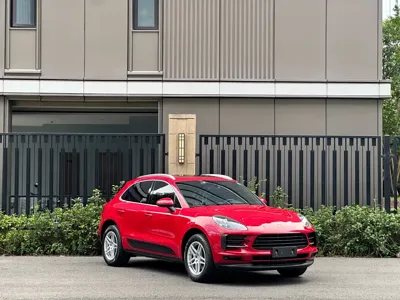 Porsche Macan 2019, 89000 км, за 165000 CNY