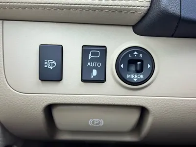 Toyota Crown 2012, 83000 км, за 89800 CNY - фото 38