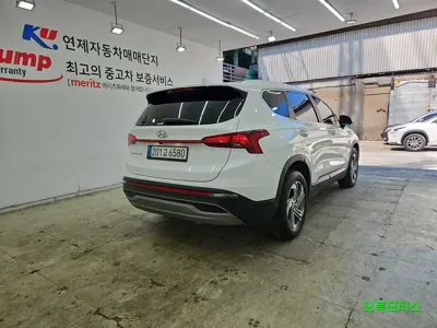 Hyundai Santafe 2023, 31200 км, за 25800000 KRW