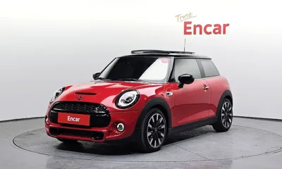 MINI Cooper · 2021 год