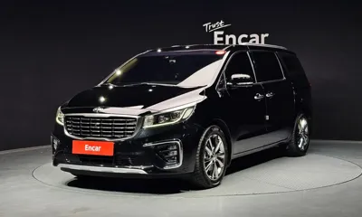 Kia Canival · 2019 год
