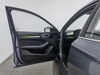 Roewe i5 2021, 40900 км, за 21800 CNY - фото 8