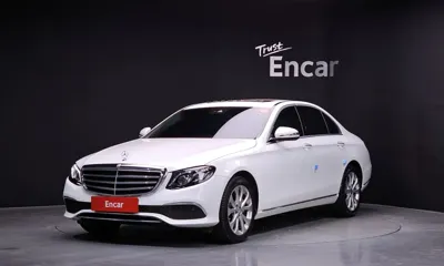 Mercedes-Benz E-Class · 2017 год