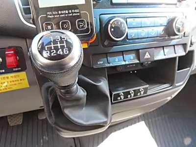 Hyundai Solati 2016, 1909 км, за 35500000 KRW - фото 12