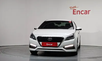Hyundai Sonata 2015, 175684 км, за 7000000 KRW - фото 3