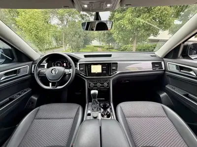 Volkswagen Teramont 2021, 72000 км, за 105800 CNY