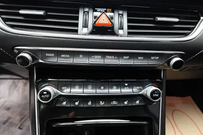 Hyundai Grandeur 2019, 154837 км, за 13000000 KRW - фото 11