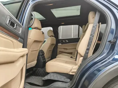 Ford Explorer (Import) 2016, 70000 км, за 96800 CNY - фото 17
