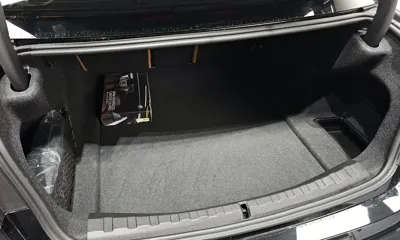 BMW 3-Series 2025, 8100 км, за 56500000 KRW - фото 32