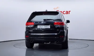 Jeep Cherokee 2014, 112321 км, за 9400000 KRW