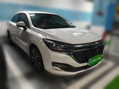 BAIC Beijing U7 2019, 29500 км, за 41848.3 CNY - фото 7