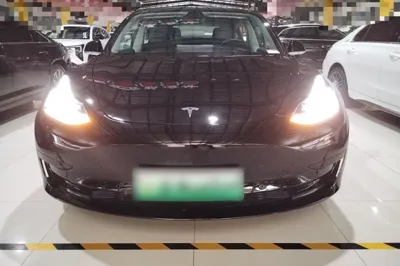 Tesla Model 3 2020, 79700 км, за 125666.39 CNY