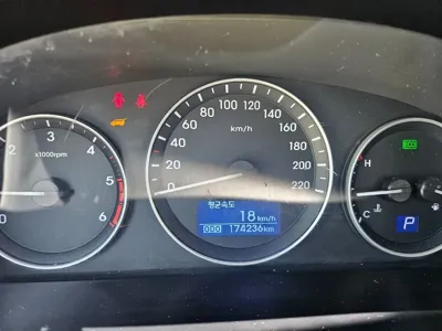 Hyundai Starex 2019, 174204 км, за 11500000 KRW - фото 8