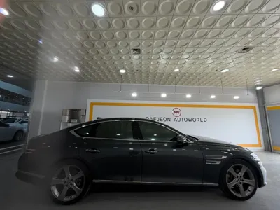 Genesis G80 2021, 124287 км, за 31700000 KRW
