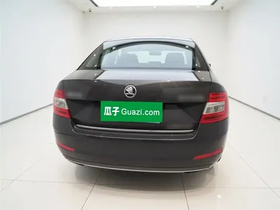 Skoda Octavia 2017, 134300 км, за 29800 CNY