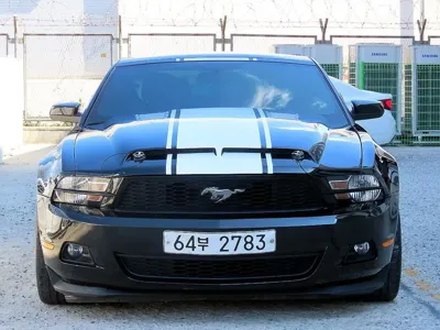 Ford Mustang · 2011 год
