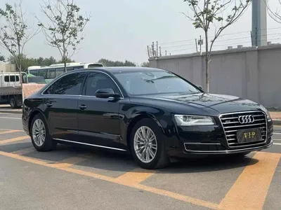 Audi A8 2014, 160000 км, за 72800 CNY