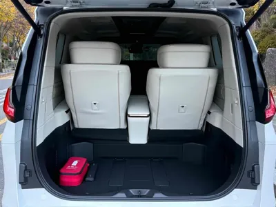 Lexus LM 2025, 13500 км, за 180000000 KRW - фото 6
