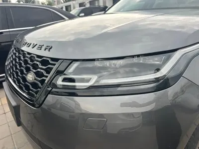 Land Rover Velar 2018, 67000 км, за 196000 CNY