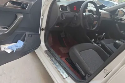 Volkswagen Santana 2016, 94500 км, за 31585.15 CNY - фото 16