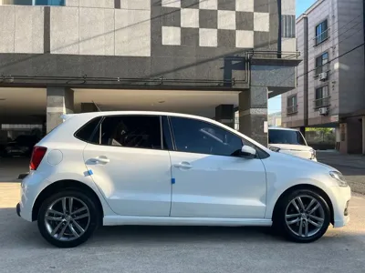 Volkswagen Polo 2015, 114694 км, за 5990000 KRW