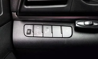 Hyundai Avante 2019, 84953 км, за 10700000 KRW - фото 19
