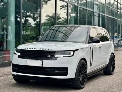 Land Rover Range Rover · 2023 год