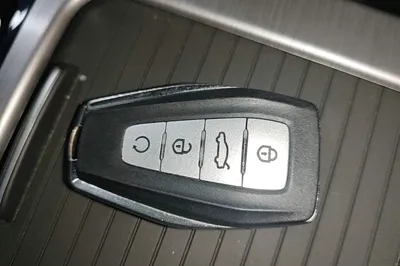 Geely Auto Emgrand GS 2019, 90100 км, за 42827.21 CNY - фото 12