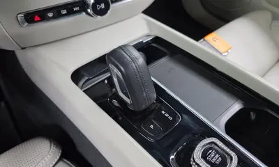 Volvo V60 2021, 45116 км, за 32400000 KRW - фото 9