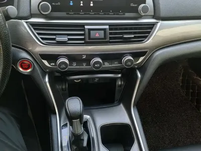 Honda Accord 2021, 60000 км, за 86800 CNY - фото 3