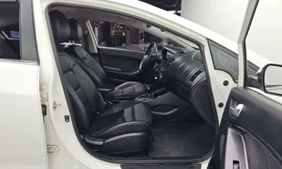 Kia K3 2015, 64284 км, за 6700000 KRW - фото 12